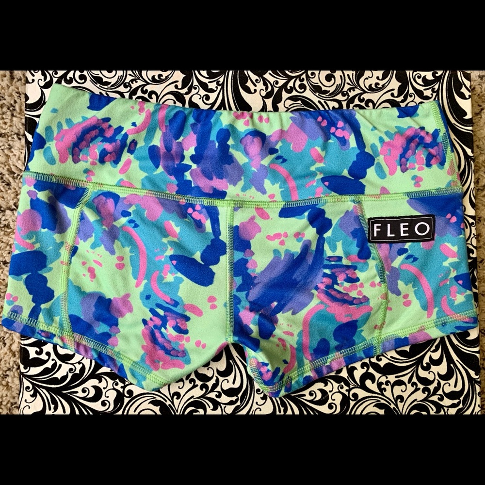 Fleo Low Rose Contour Booty CrossFit Shorts